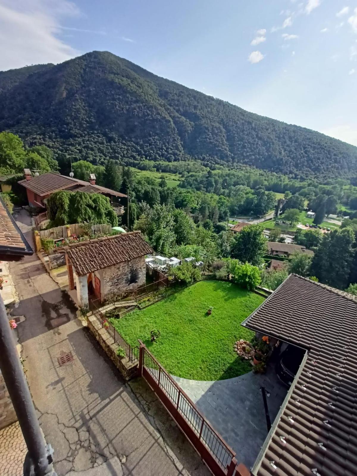 Foresteria Lombarda B & B Ca' Pelitti Ganna Exterior photo